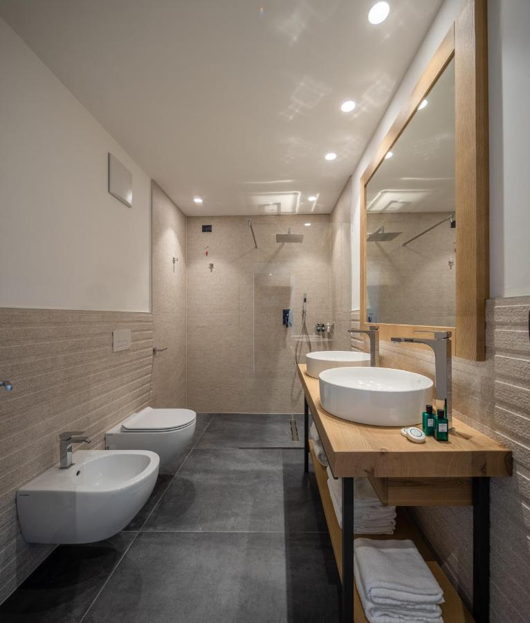 Aris Apartments & Sky Pool - Tonelli Hotels - Adult Friendly Рива дел Гарда Екстериор снимка