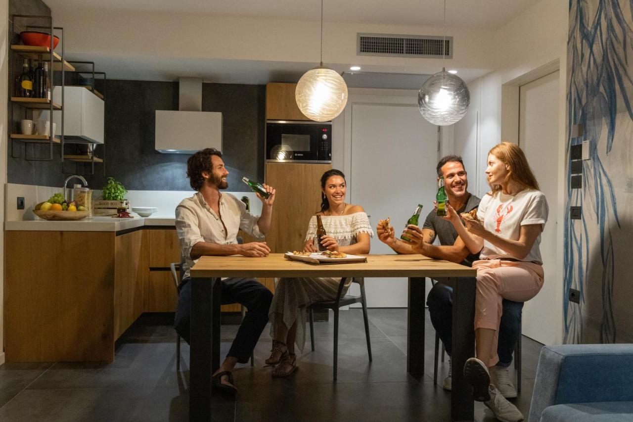 Aris Apartments & Sky Pool - Tonelli Hotels - Adult Friendly Рива дел Гарда Екстериор снимка