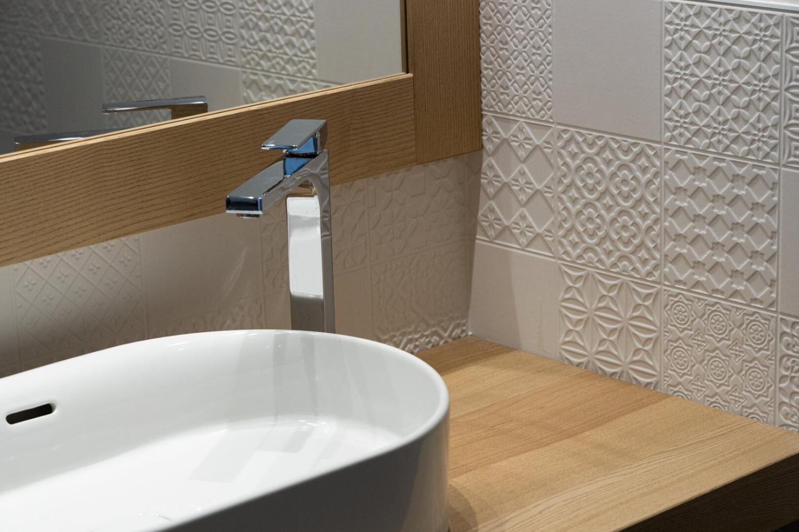 Aris Apartments & Sky Pool - Tonelli Hotels - Adult Friendly Рива дел Гарда Стая снимка